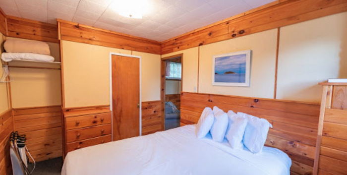 Bella Vista Motel - Web Listing (newer photo)